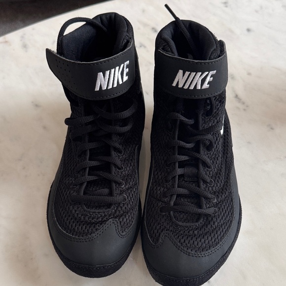 Nike Other - Nike Inflict Men's Black Season 2304